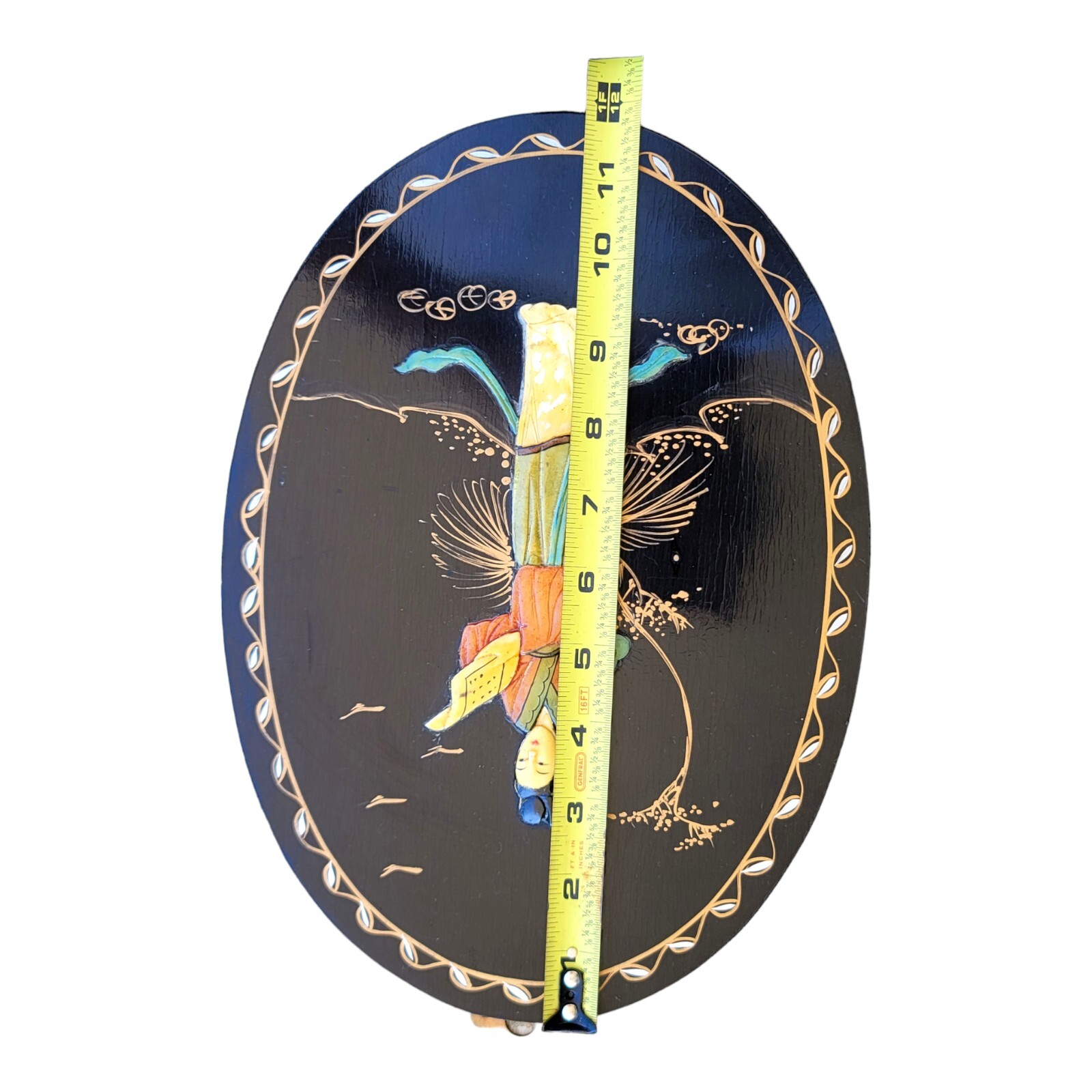 Vintage Chinoiserie Asian Mother of Pearl Inlay Black Lacquer Oval Wall Plaque