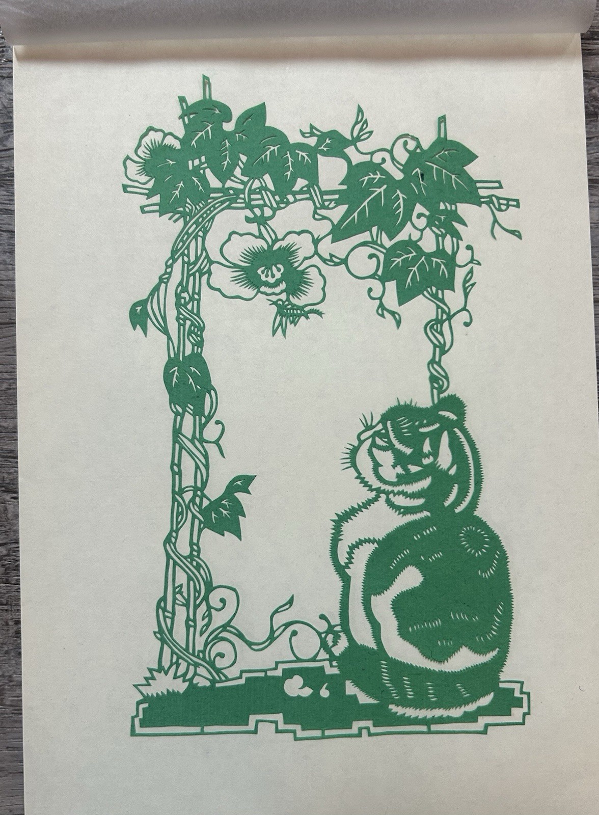 Vintage 1960’s Set of 7 Chinese Cats Paper cuts Cultural Relics Folk Art – MINT