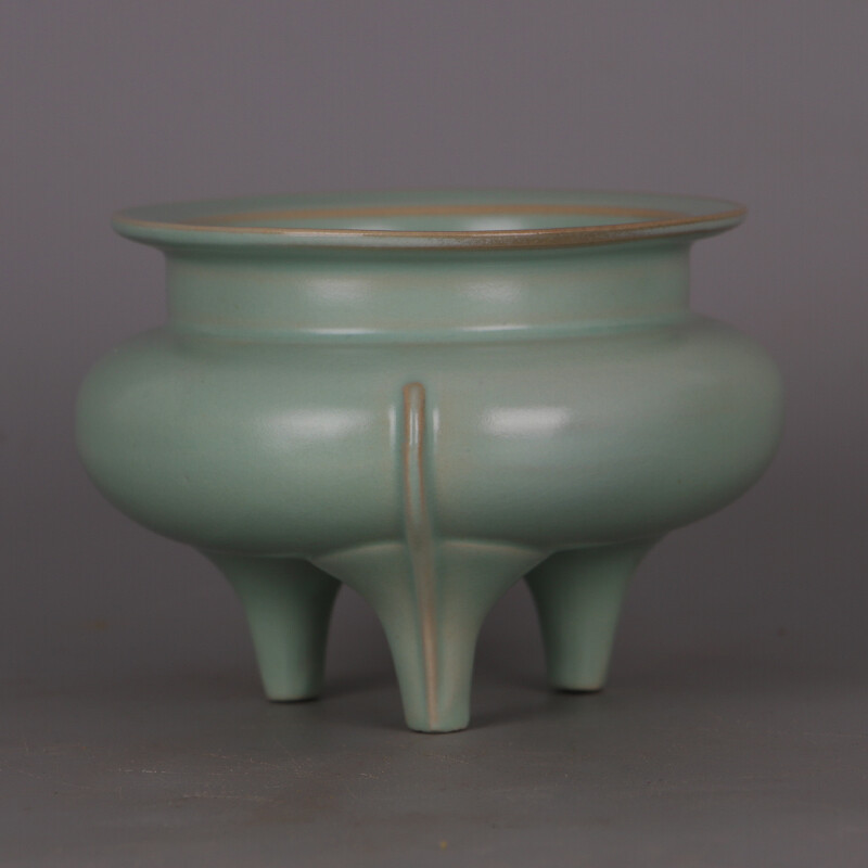 5.9″ Good Chinese Song Porcelain Ru Kiln Green Glaze Three Foot Incense Burner