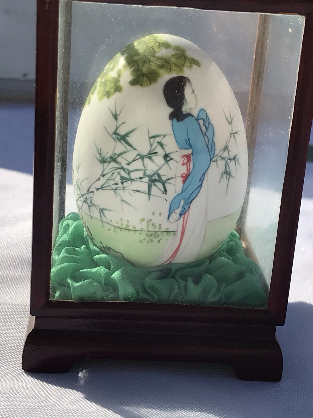 Vtg Asian Hand Painted Art Chinese Egg Display Case Home Decor Figurine Geisha