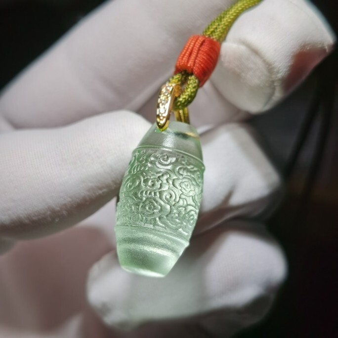 28MM Chinese Coloured Glaze Carving Propitious Cloud Auspicious Amulet Pendant