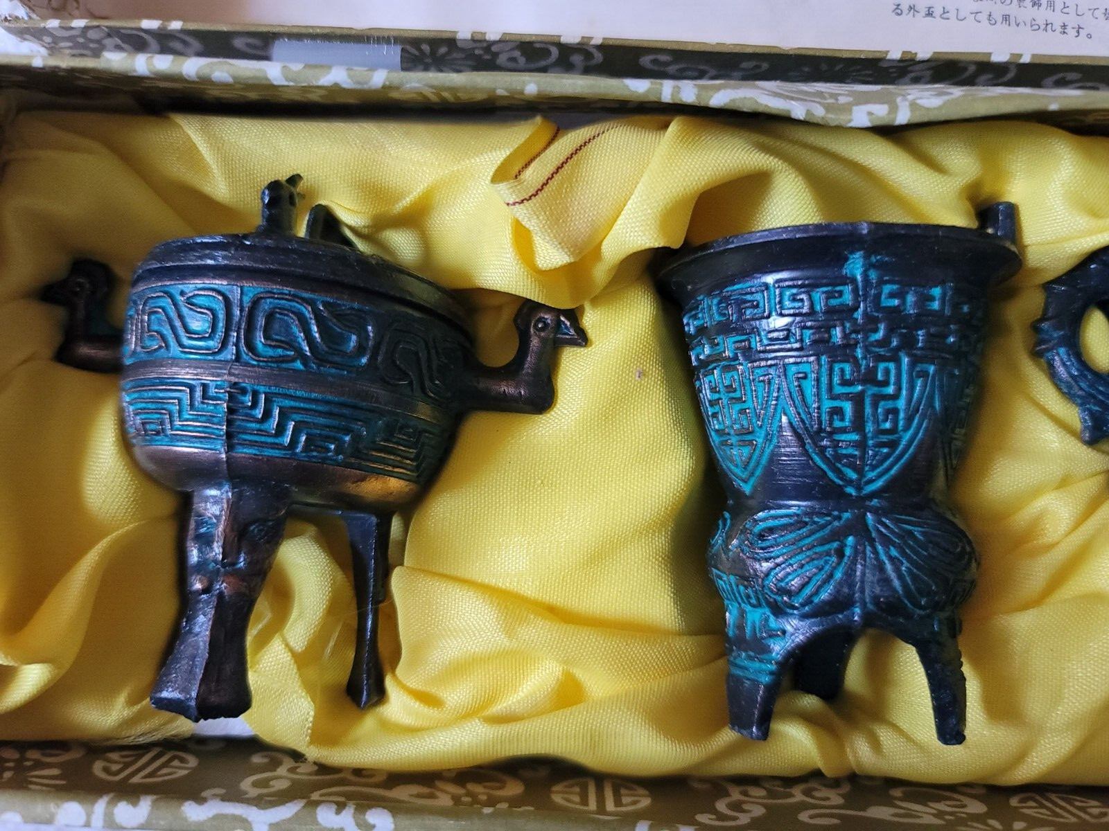 Vintage Set of 5 Chinese Bronze Small Ding Leiwen Tripods In Box