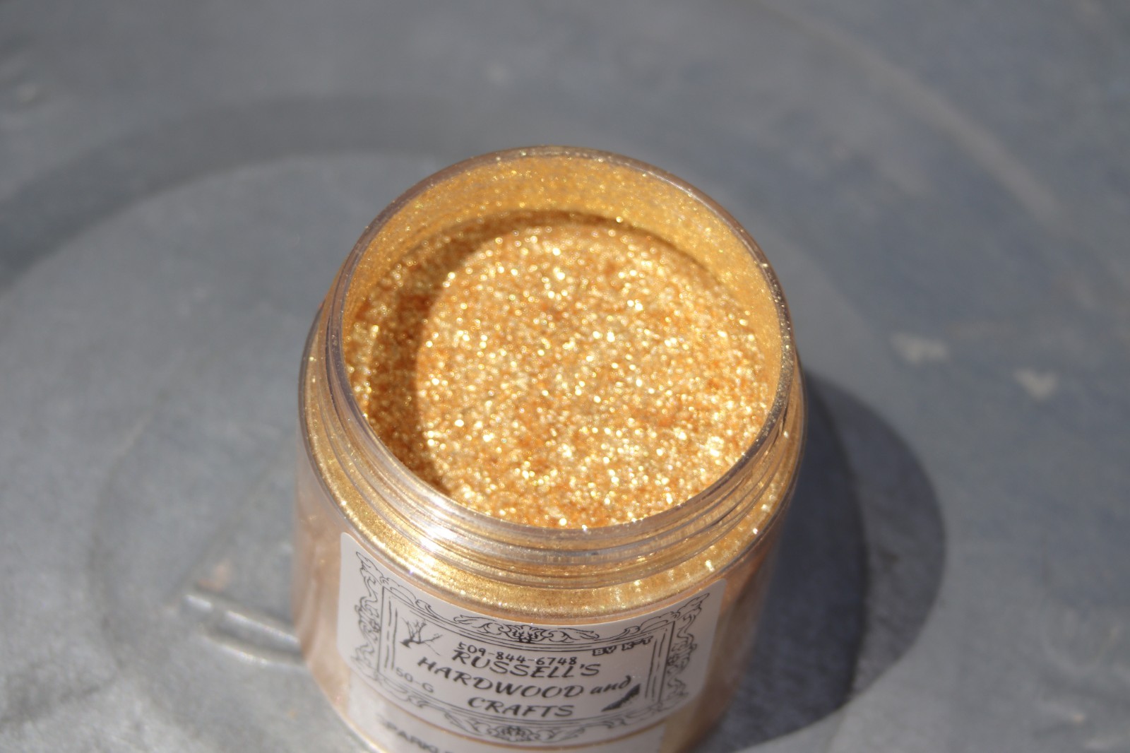 Sparkle Light Gold Mica Powder for Epoxy Resin, 1.76 oz 50 Grams