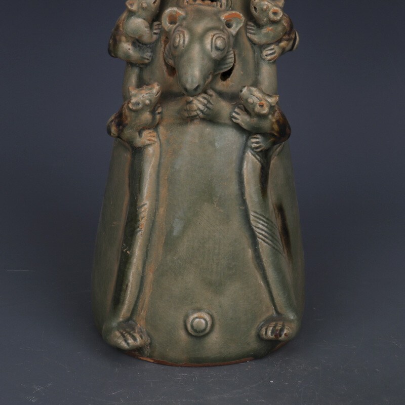 10.8″ Chinese Yue Kiln Green Glaze Porcelain Stippling Animal Five Mice Oil Lamp