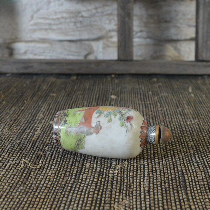 2.8″ Chinese Qing Famille Rose Porcelain Hand Painting Animal Dog Snuff Bottle