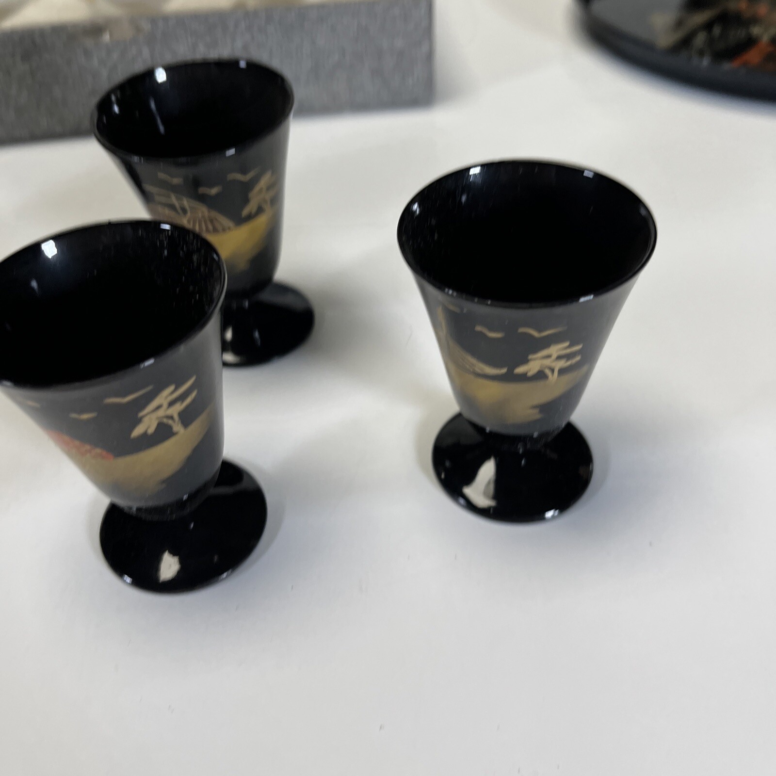 VINTAGE 1940s ASIAN BLACK LACQUER WOOD PLATE & CORDIAL SET UNIQUE