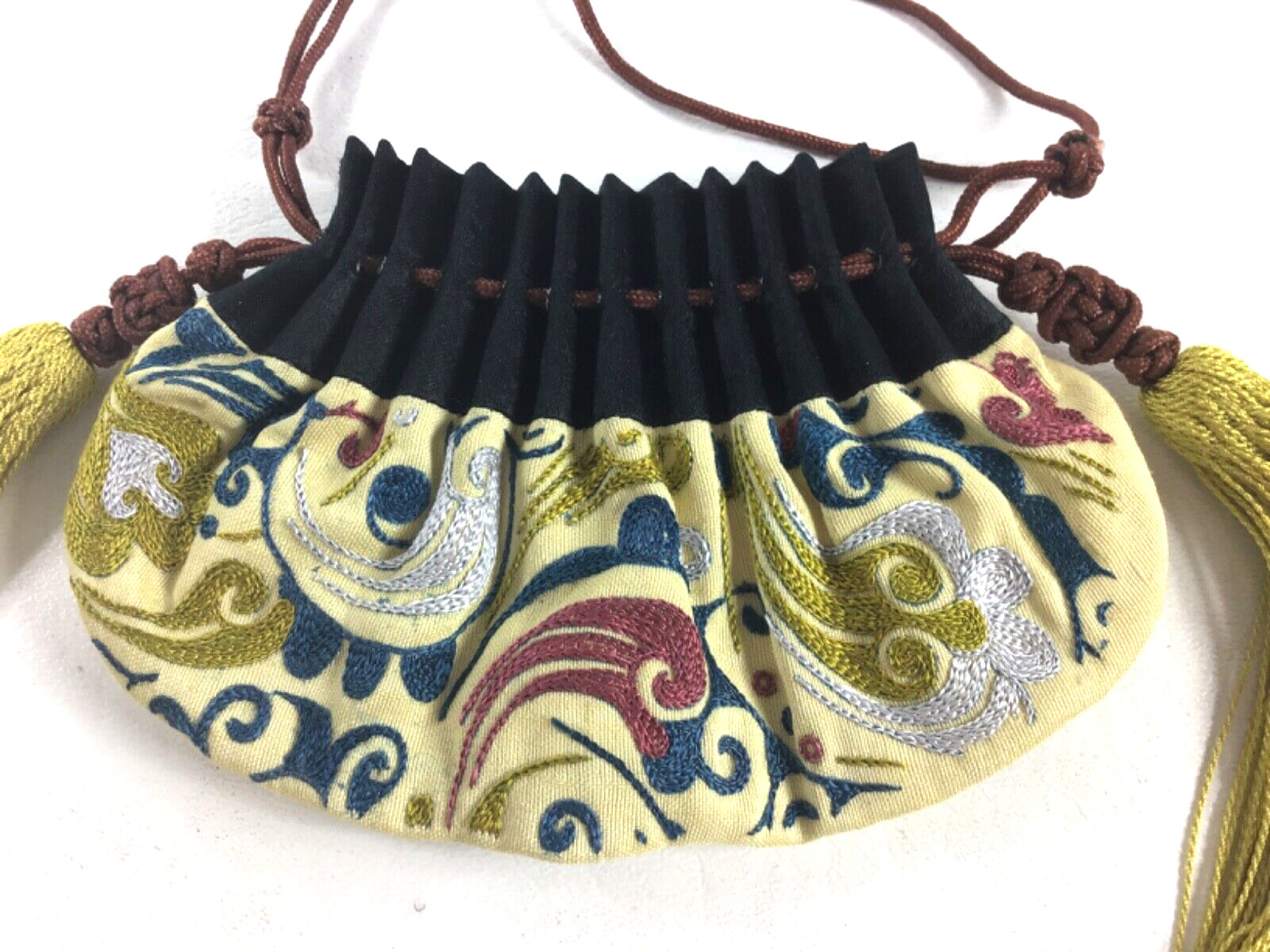 Chinese Purse Embroidered National Museum of History Hebao Sachet Drawstring