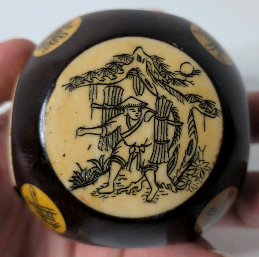 Chinese Bone Scrimshaw Rosewood Zodiac Cube Dice