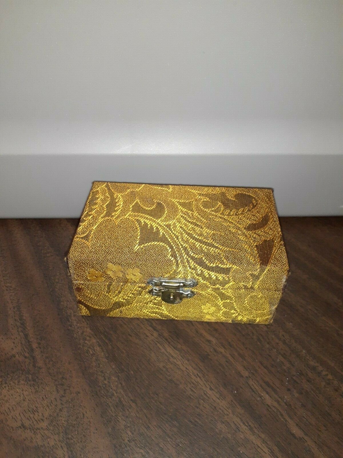 Chinese: Painted – Sun and Moon – Baoding Balls
