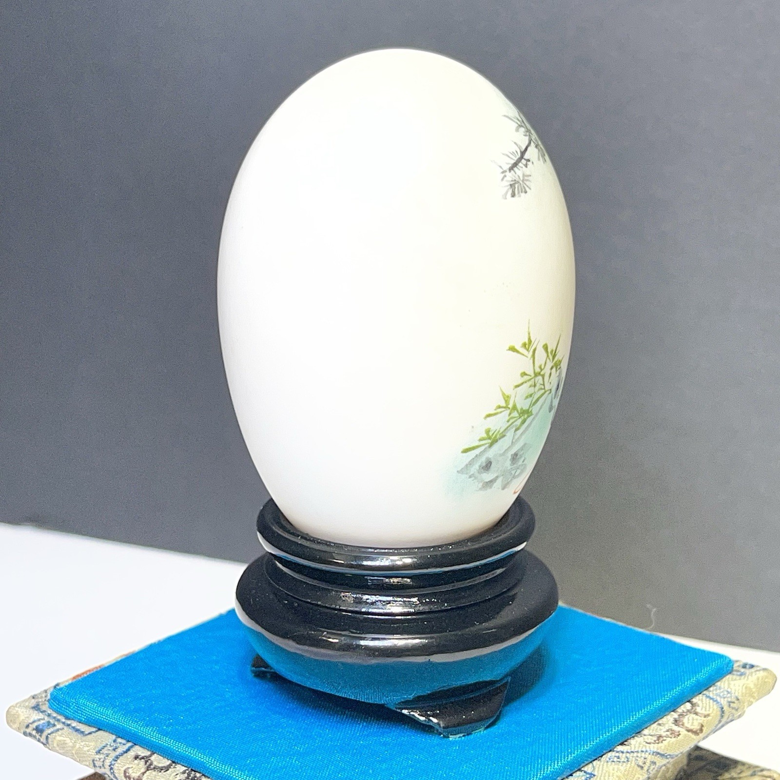 Vintage Chinese Oriental Hand Painted Egg in Glass Display Case Woman in Garden