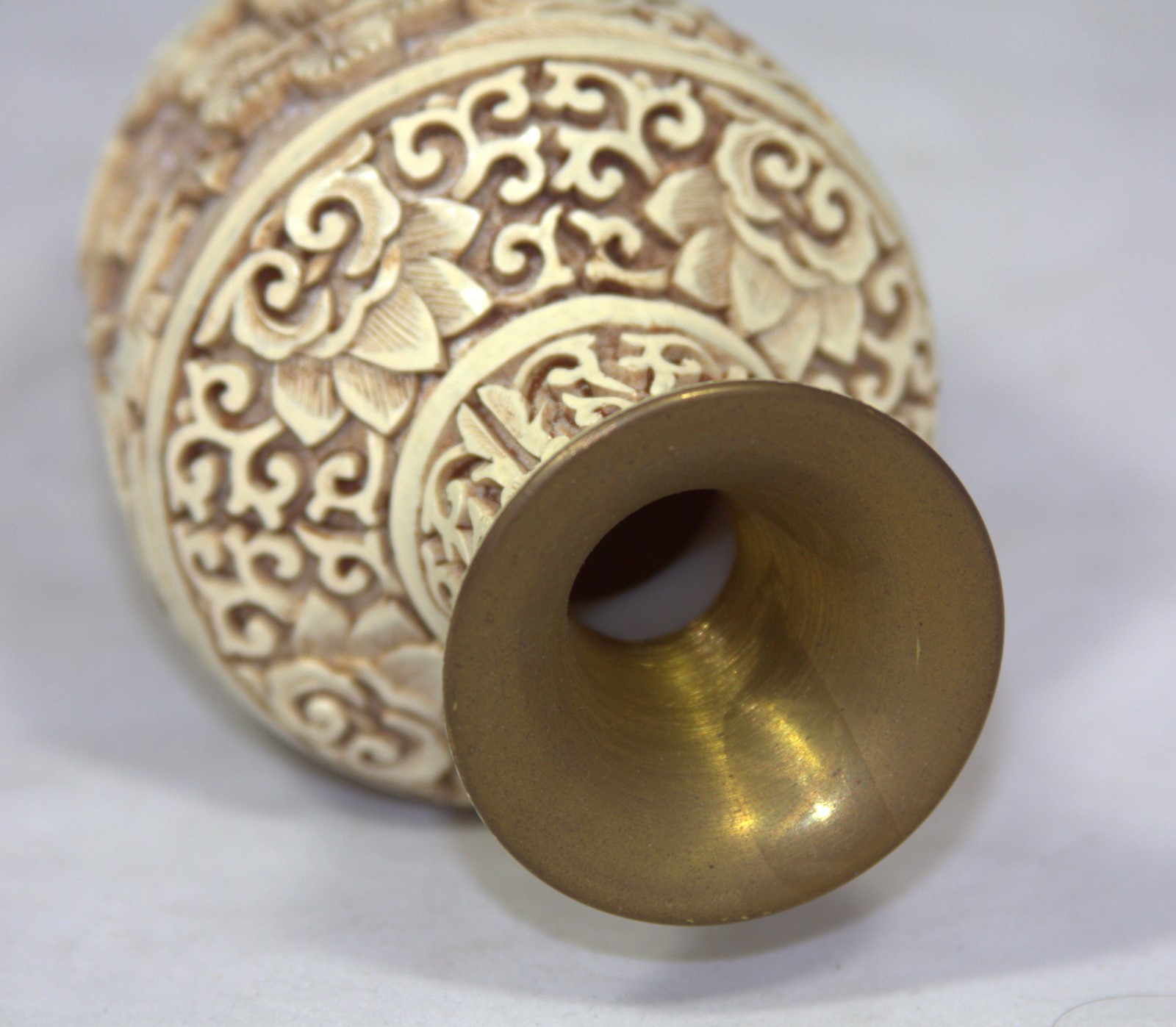 Exquisite “Hand Carved White Chinese Cinnabar Vase” (6.5″ High x 3.25″ Diameter)