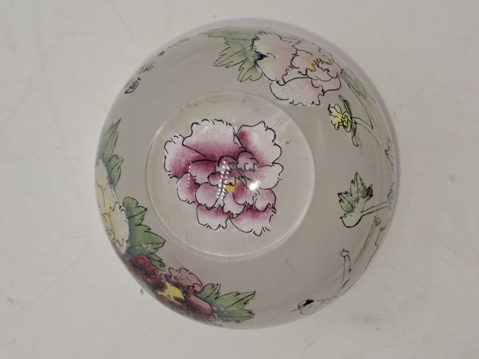 Vtg Reverse Painted Floral Garden Frosted Glass Snuff Bottle w Lid