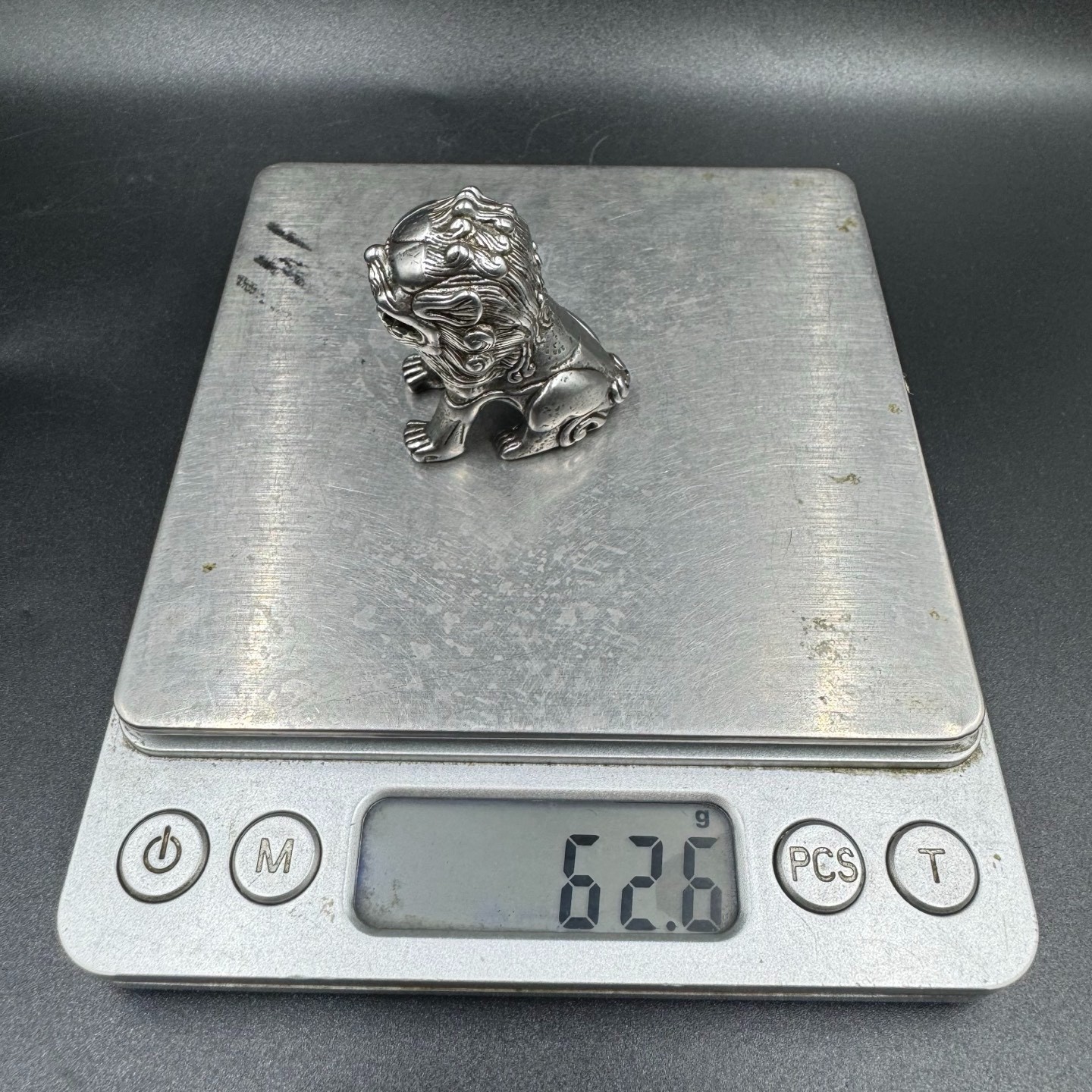 Pair Silver Tone Metal Chinese Foo Dog Lion Mini Statues Feng Shui Protection