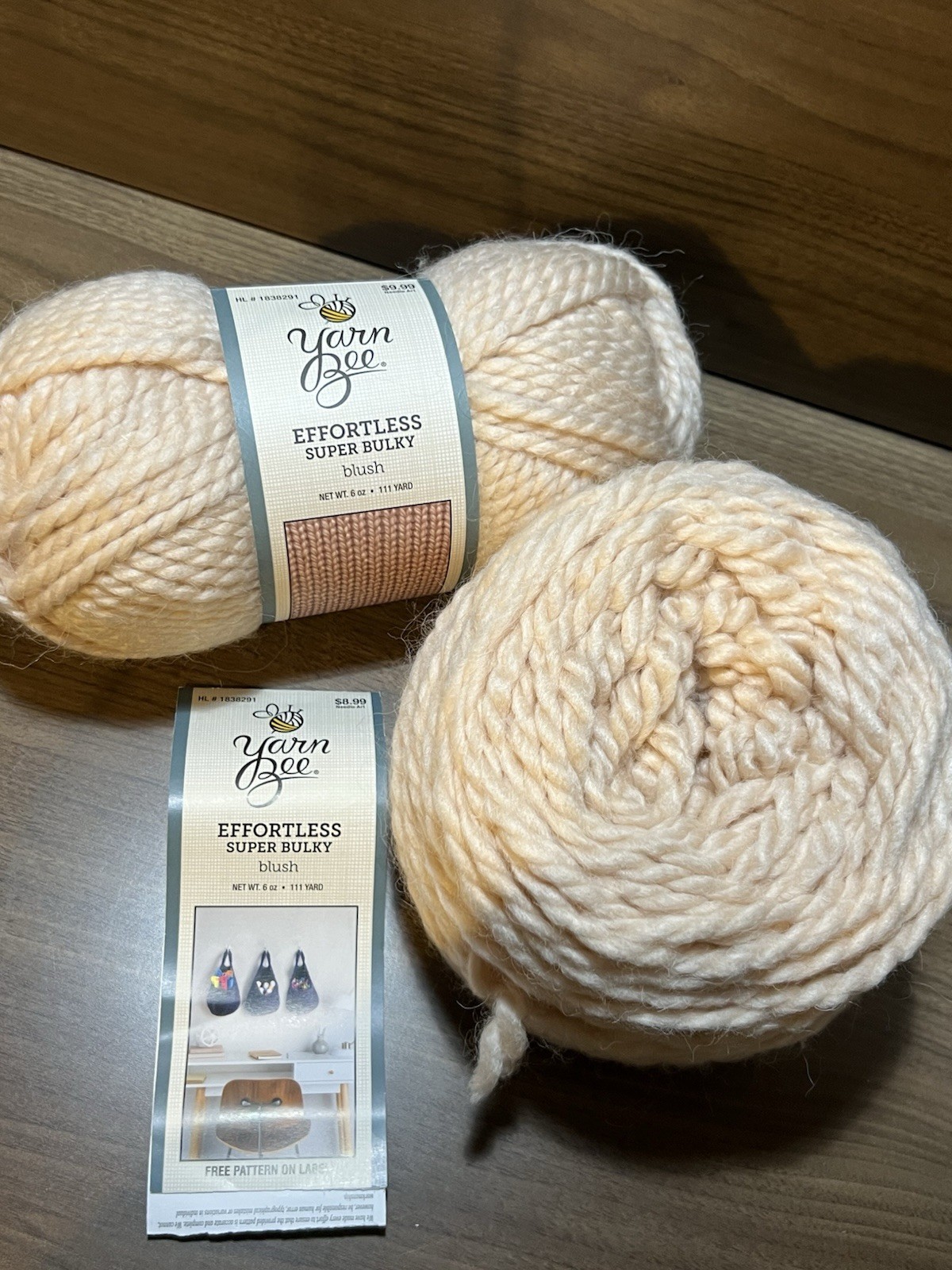Yarn Bee EFFORTLESS BULKY Yarn BLUSH Acrylic Alpaca 6oz 111yds ea. Set of 2