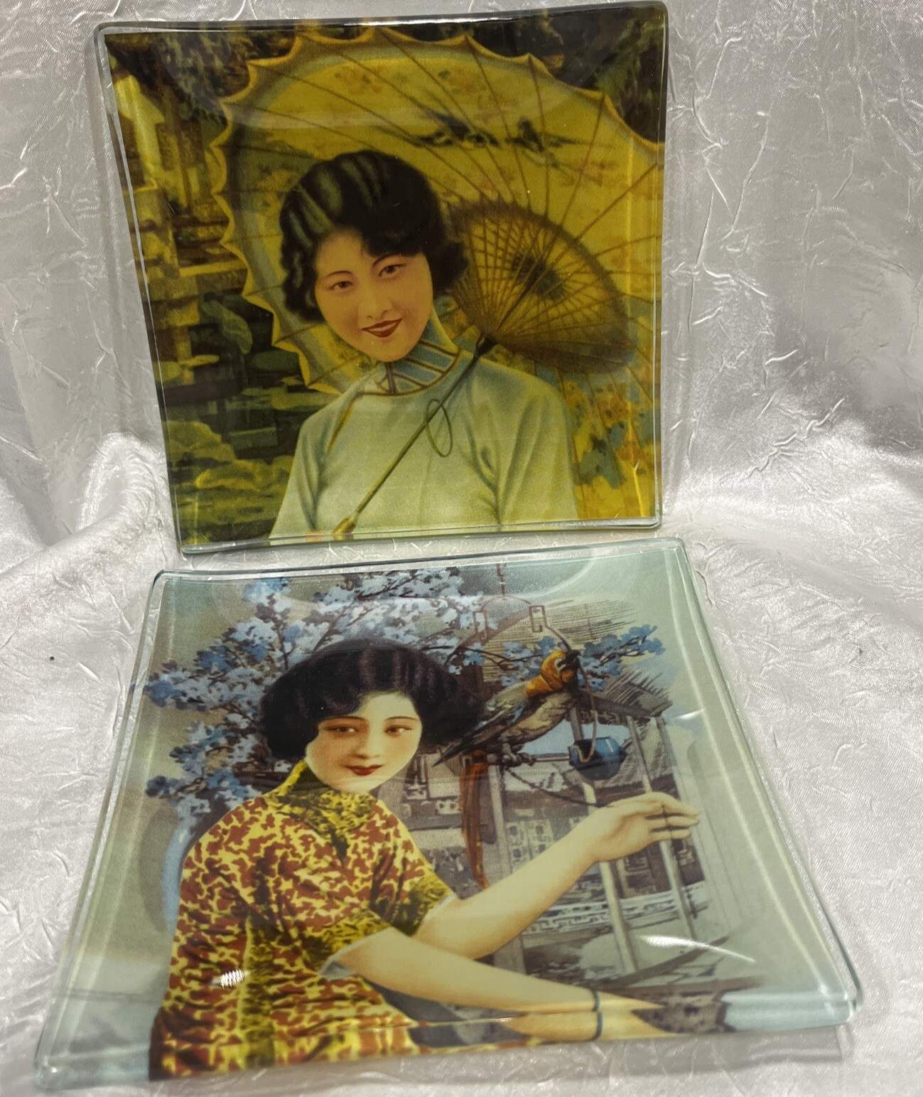 Pair Of Vintage Chinese Pin Up Girls Glass Trinket Jewelry Souvenir Tray 5″×5″