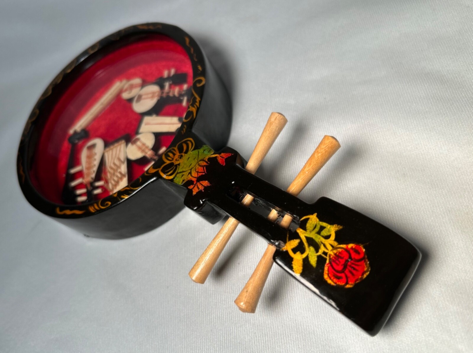 Chinese Black Lacquer Ruin-Shaped Shadow Box 8 Miniature Instruments 8.25″ READ