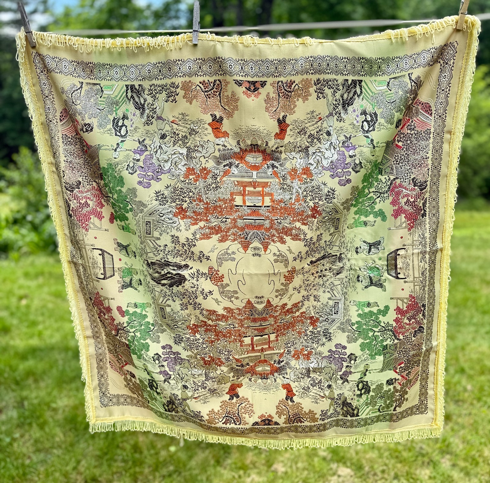 Vintage Chinese Silk Brocade China Tapestry Table Cloth 38inch Square Excellent