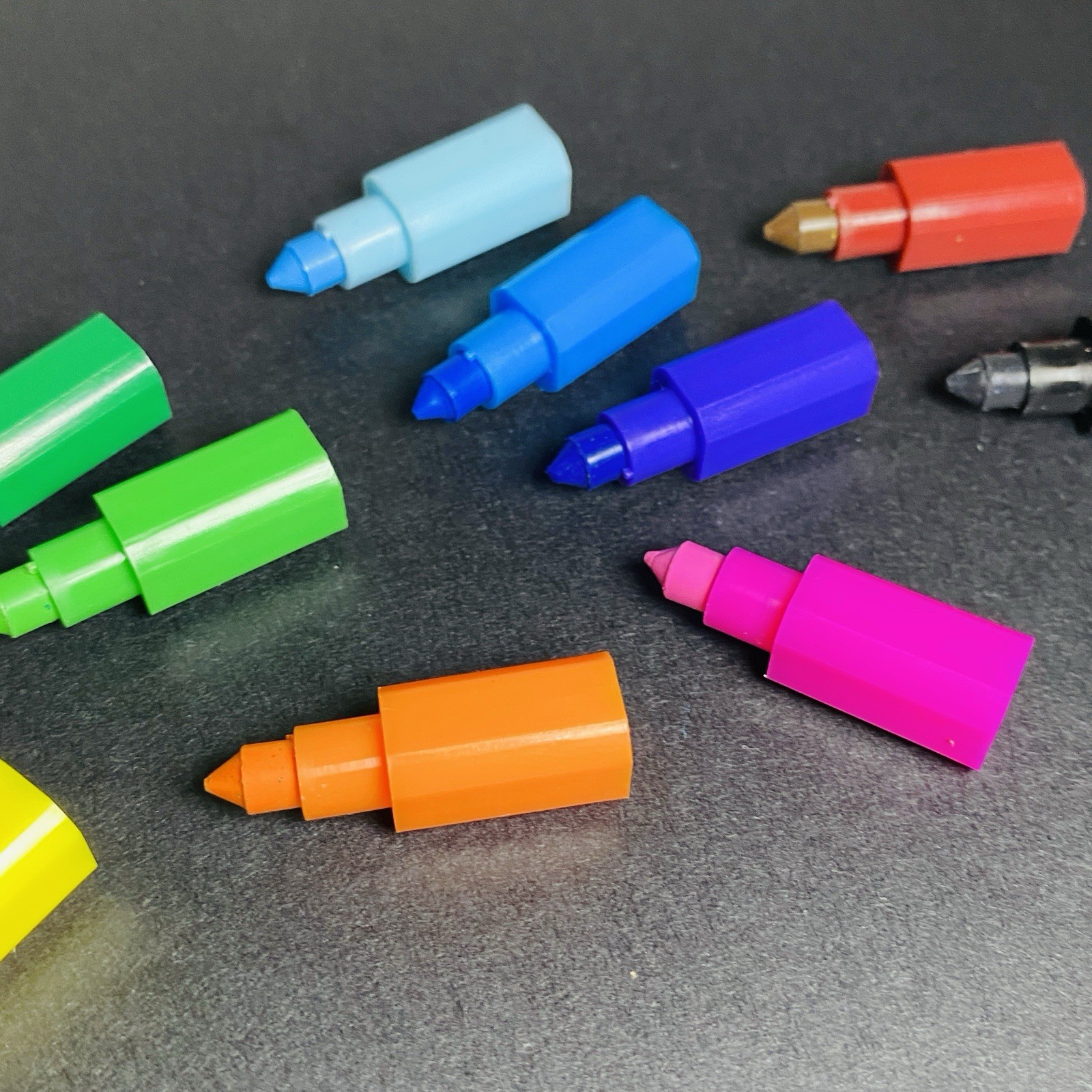 Stackable Crayon Colors Wax Colorful Creative Art Draw Travel Size Car Trips j
