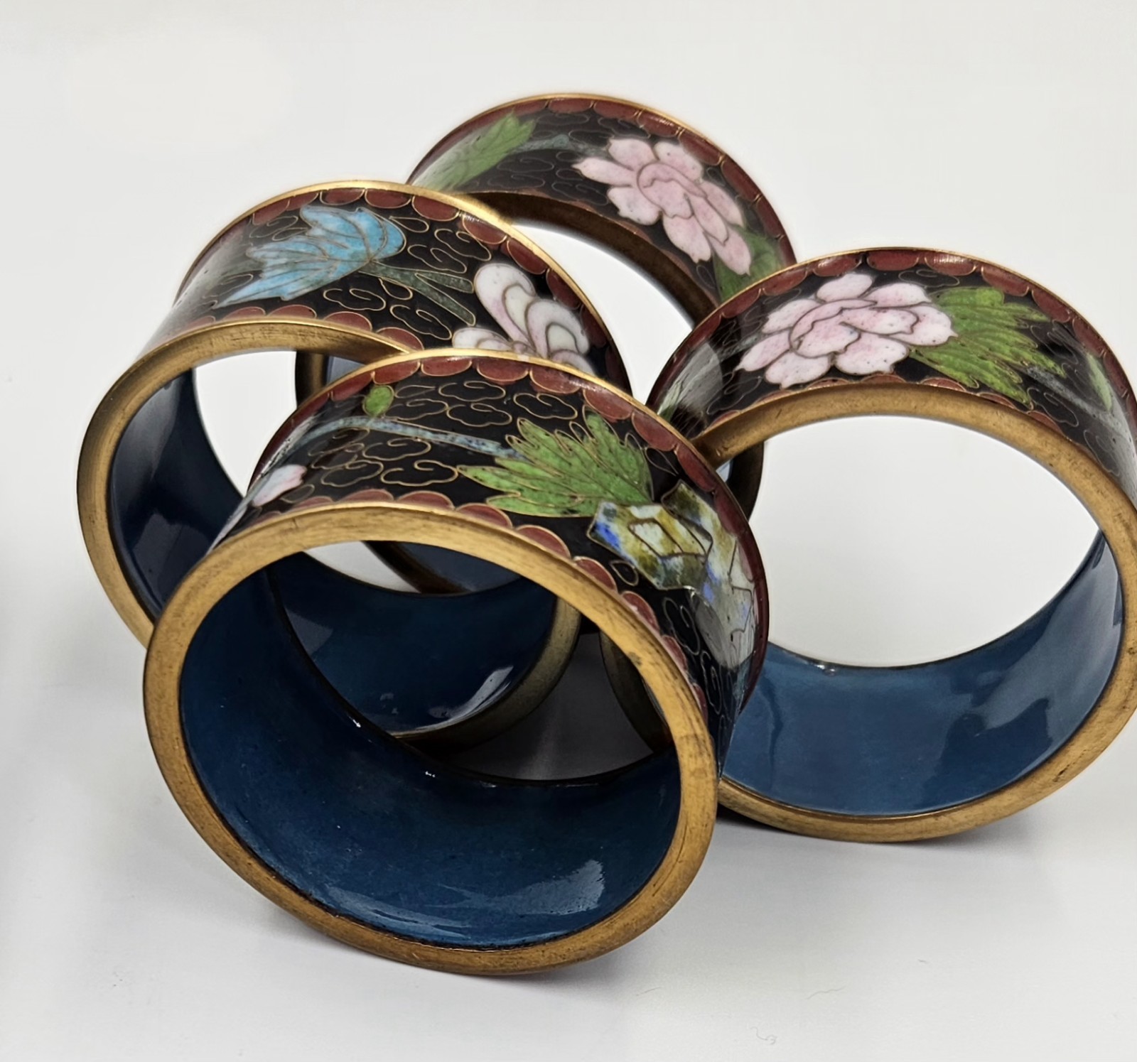 8 Vintage Chinese Cloisonne Napkin Ring Multicolored Enameled