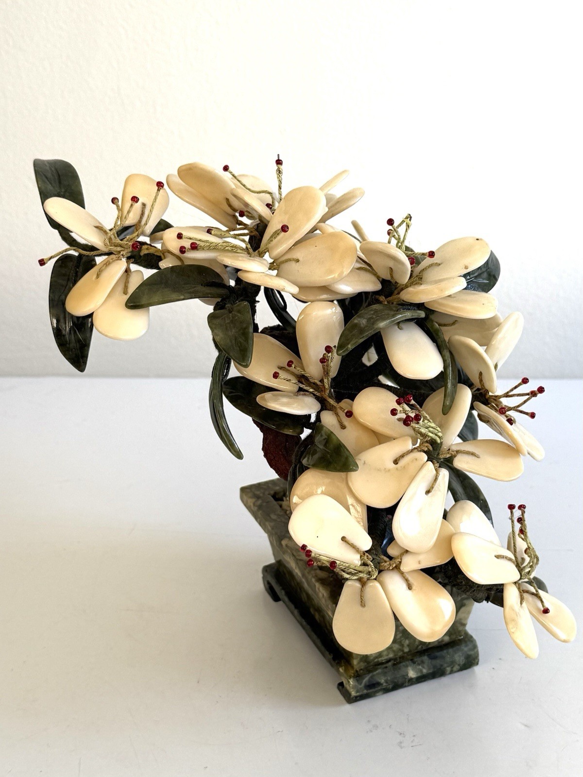 VTG Bonsai Tree Jade Pot Carved Semi Precious Stone Quartz Agate Flowers Blossom