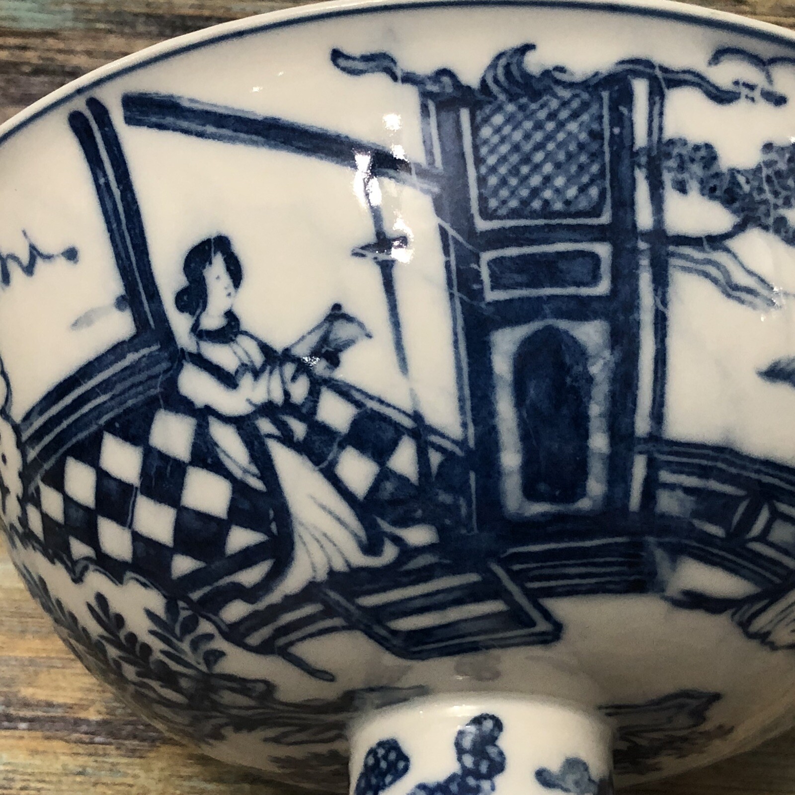 VTG WAN-LI LIMITED EDITION Porcelain Footed Pedestal Bowl 152/1000 White & Blue