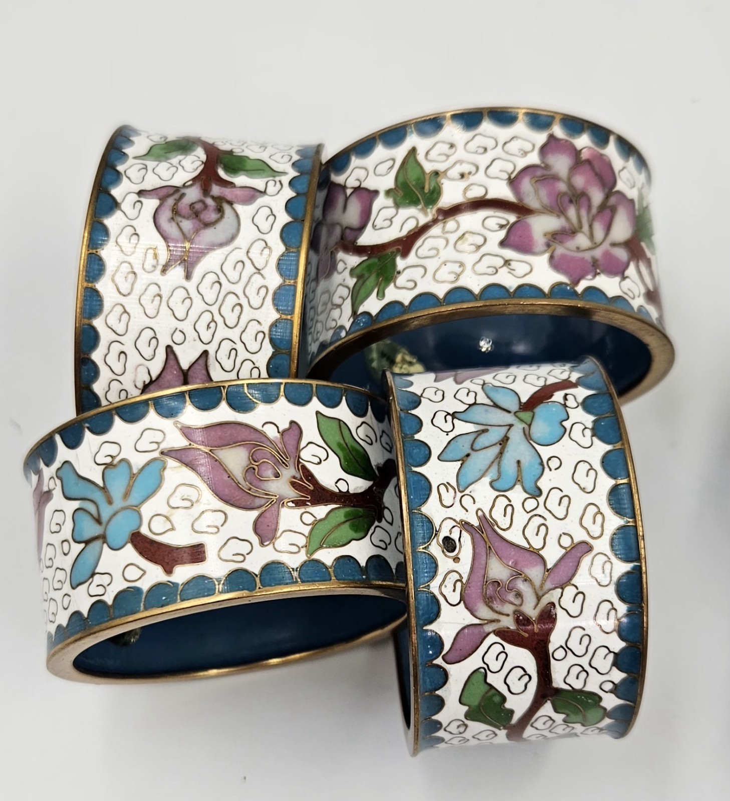 8 Vintage Chinese Cloisonne Napkin Ring Multicolored Enameled