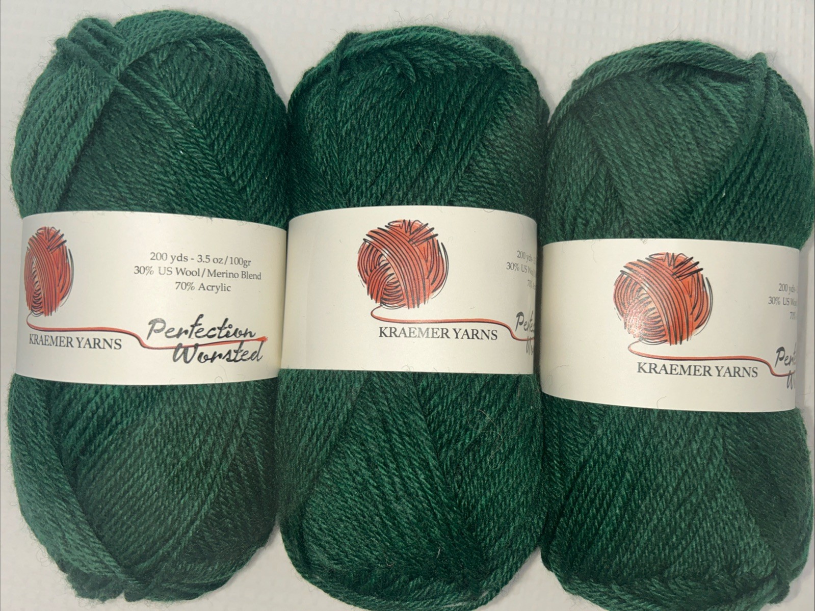 Kraemer Yarns Perfection Worsted 3 Skeins Holly Green Col Y 1569 Lot 32622