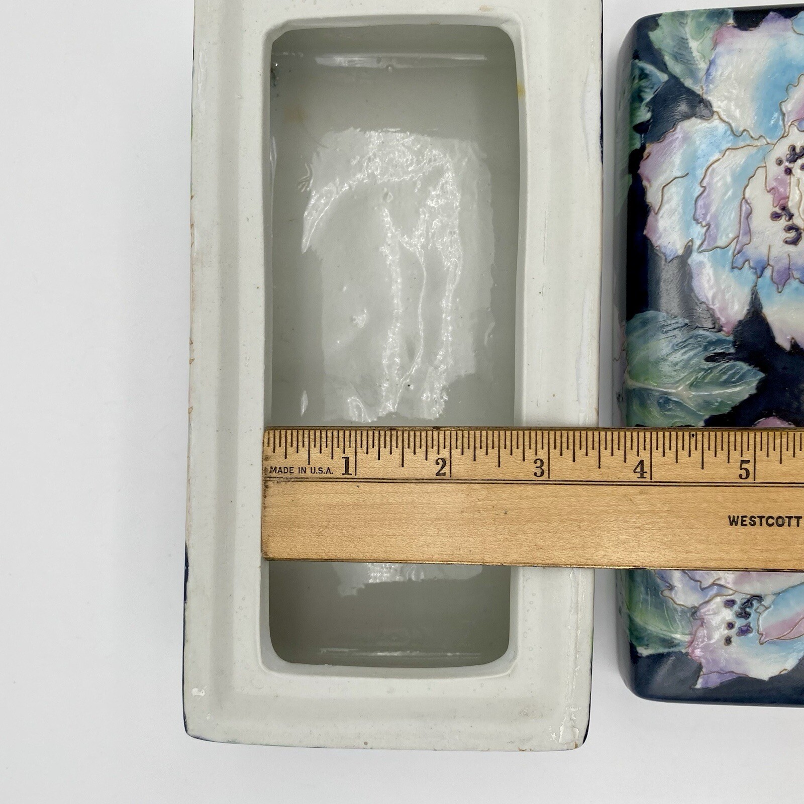 Vintage Ceramic Toyo HFP Macau Hand Painted Flowers Trinket Storage Box