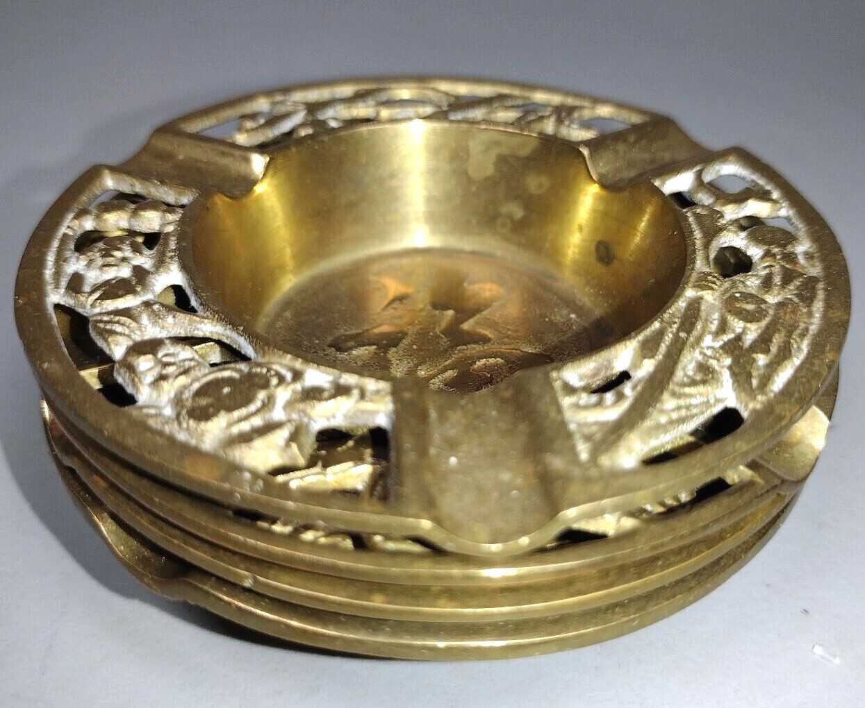 4 Vintage Brass Metal Chinese Chinoiserie Ashtray Oriental Asian Character Gold