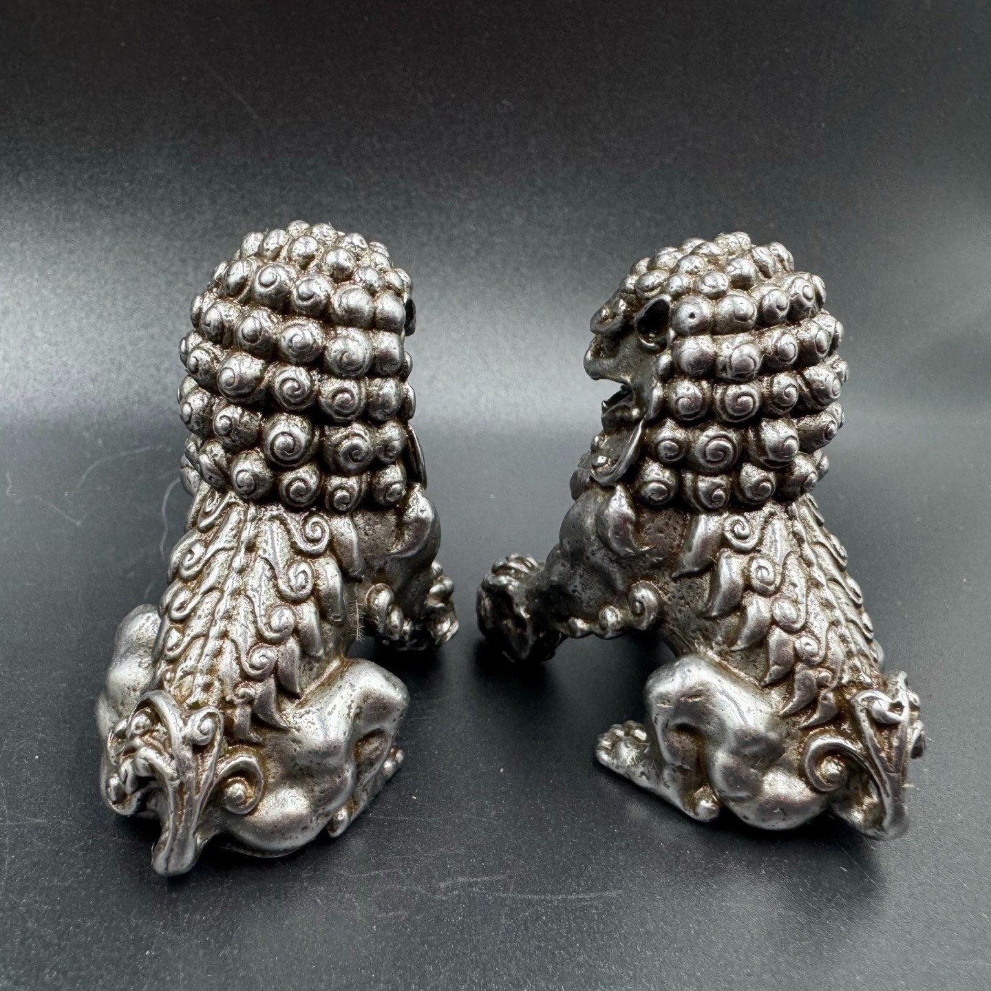 Pair Silver Tone Metal Chinese Foo Dog Lion Mini Statues Feng Shui Protection
