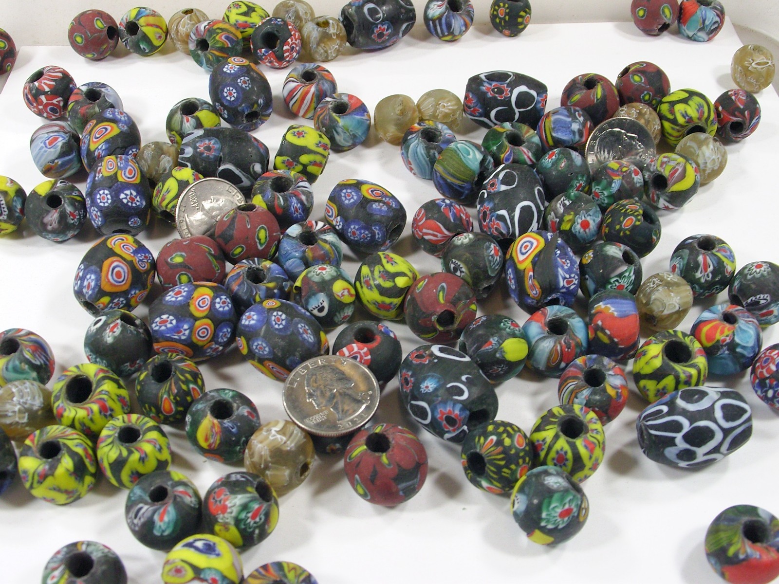 2 Pounds Assorted Shapes and Sizes India Handmade Replica Africa Beads (OLP-1)⭐