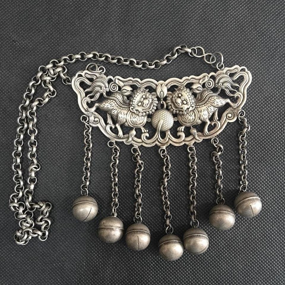 Miaoyin Tibetan Silver Lion Pendant Ethnic Handmade Sweater Chain Bell Tassel