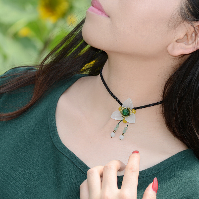 Chinese Coloured Glaze/Agate/Dongling Jade Tibetan Style Exquisite Vogue Pendant