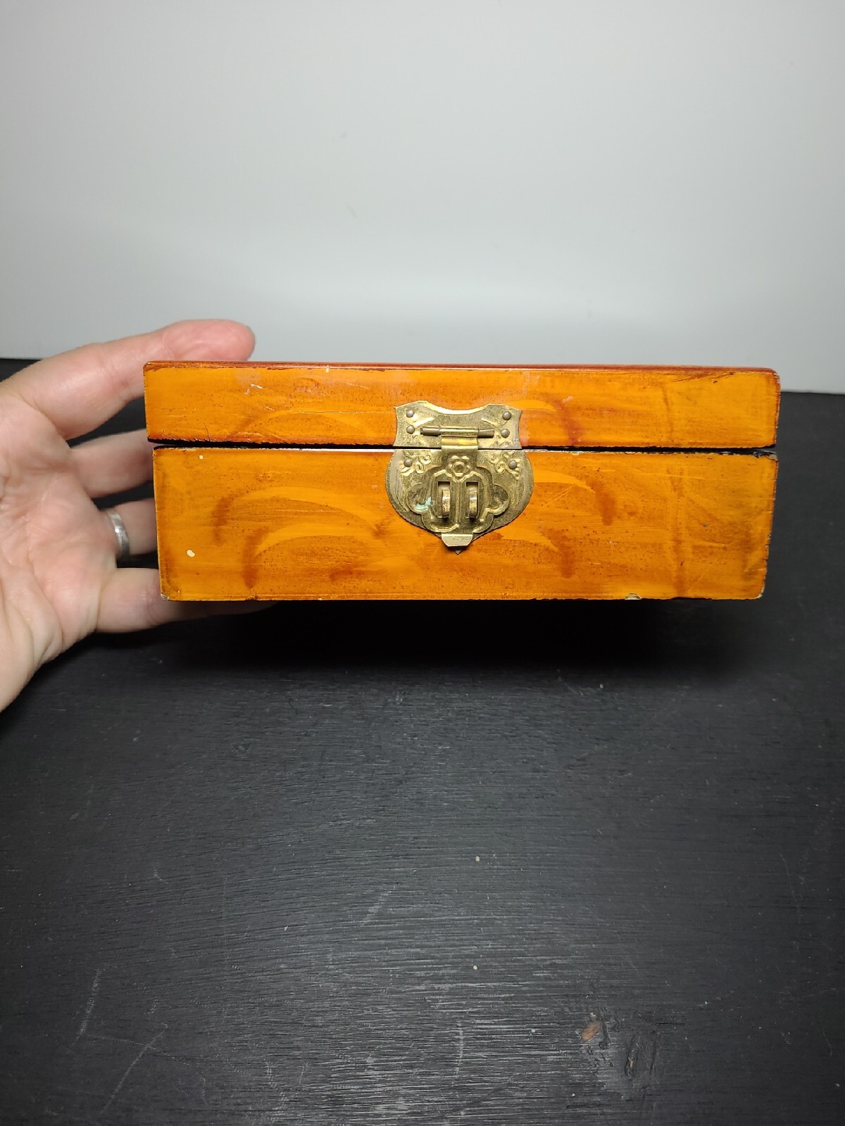 Chinese Trinket box Cork and Crane in lid window