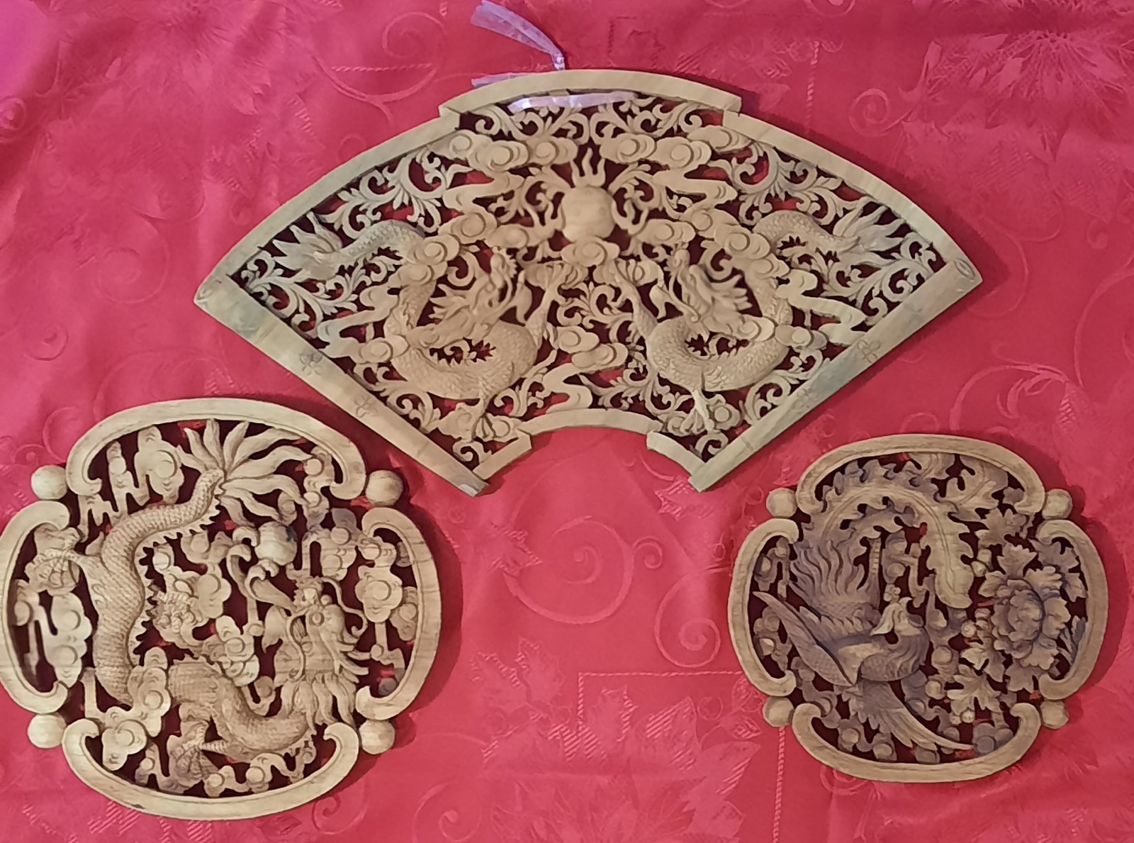 Set Of 3 Hand-Carved Camphorwood Chinese Wall Hangings With Cut-Outs~Dragons~EUC