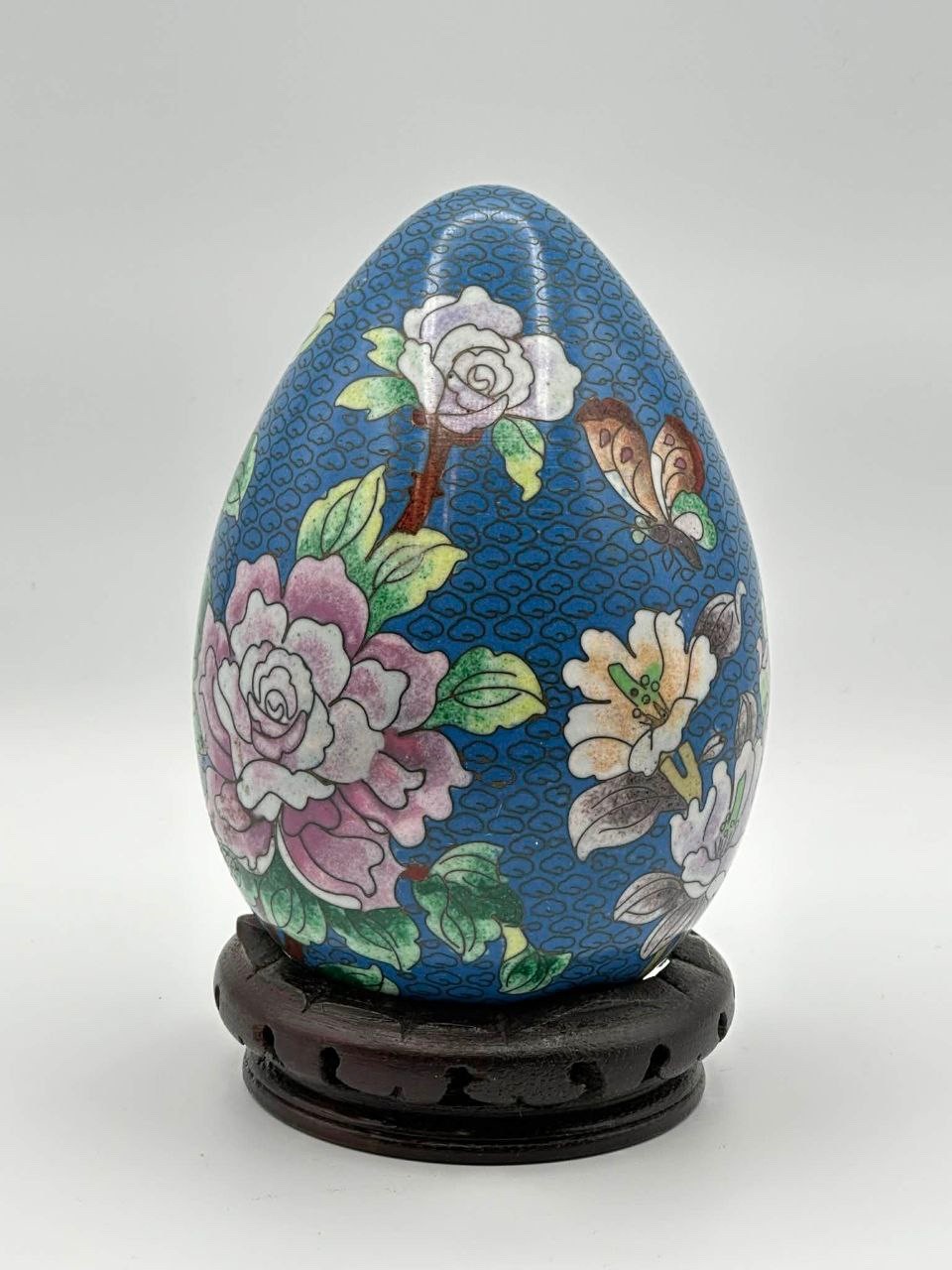 Vintage Chinese Cloisonné Enamel Egg on Wood Stand Floral Design 7.25″