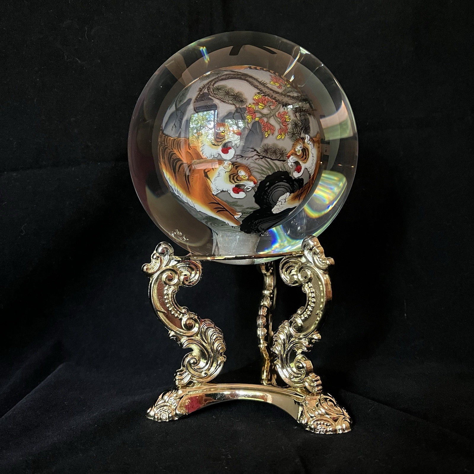 Chinese Glass Globe Five Tigers Inside Painted Reverse Art Lg 4.5in On Gold Base