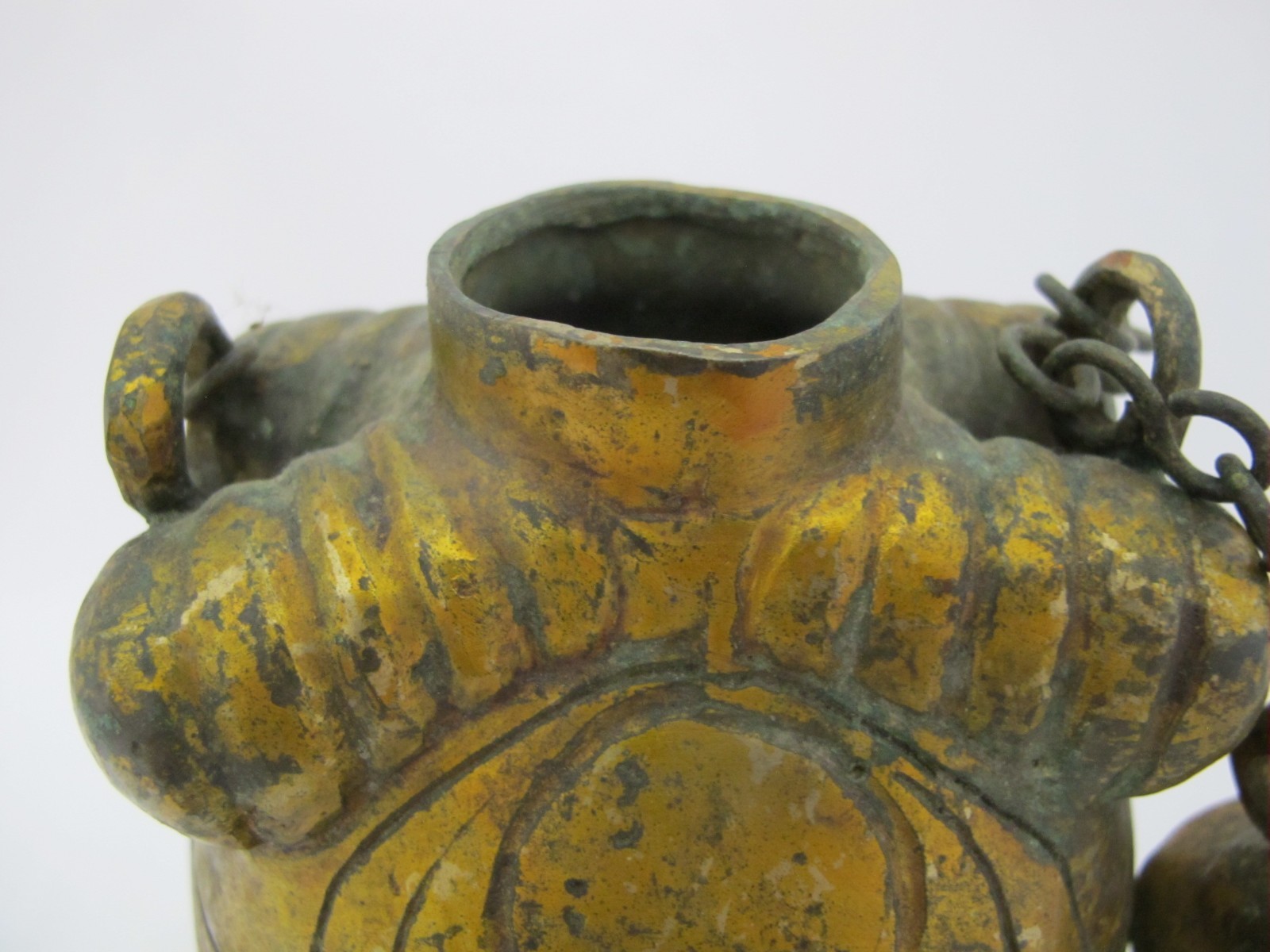 CHINESE Antique Gilt Bronze Ware CICADA Wine Pot Vessel with Lid & Handle