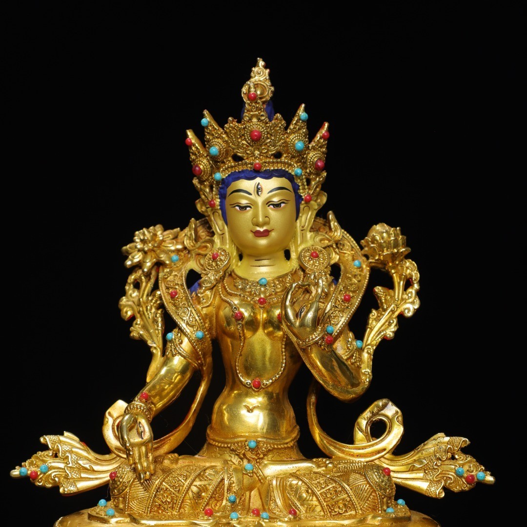 Bronze gilded painted statue of the Longevity Buddha