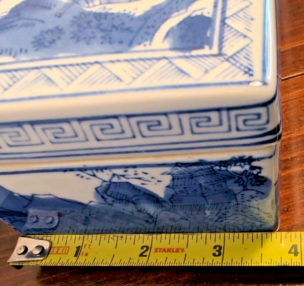 Chinese Blue & White Square Box w/Lid Porcelain Hand Painted Stamped. Qianlong?