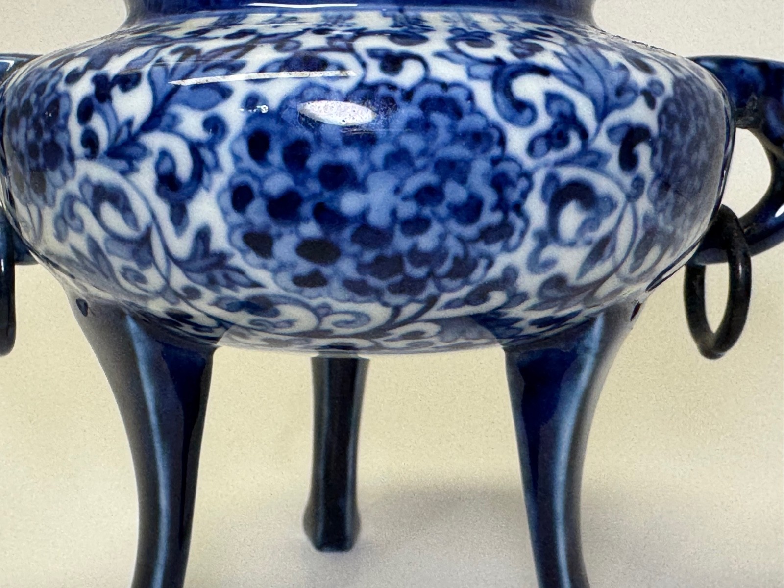 Vintage Chinese Blue & White Porcelain Censer Hand Painted Floral 6 ½” High