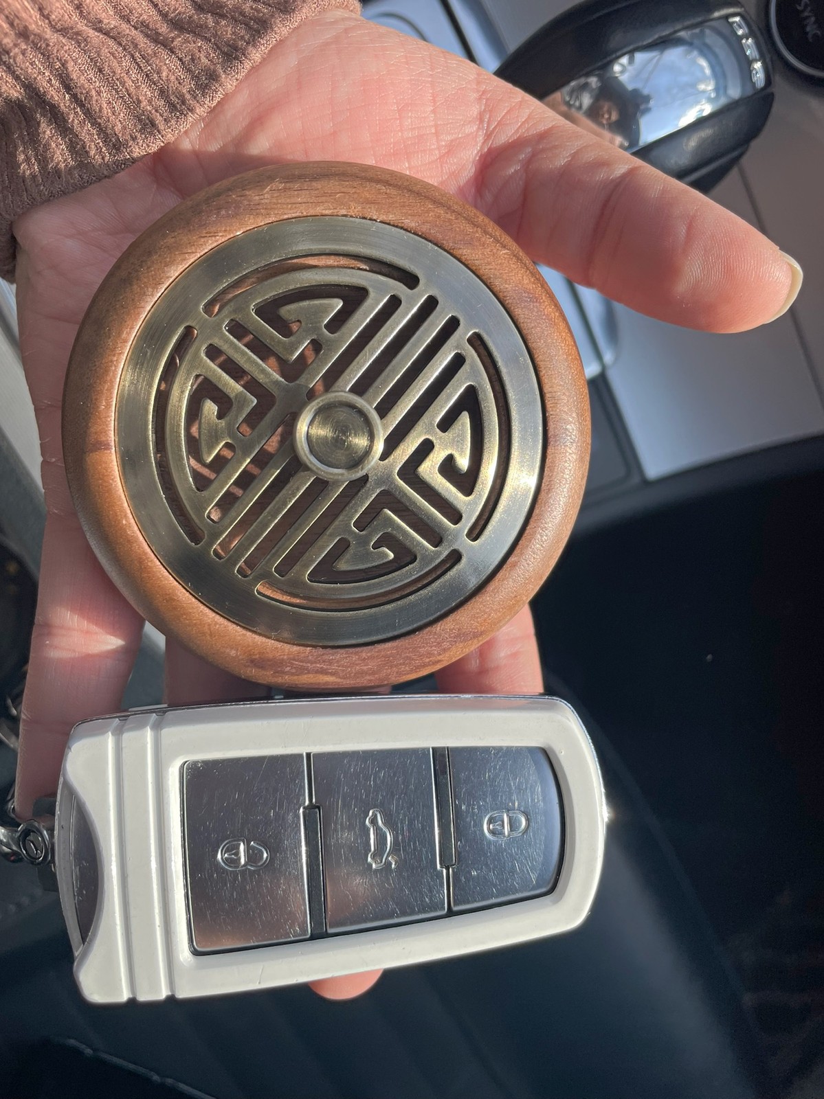 Walnut Wood Car Aromatherapy Case Brass Longevity Lid No Fragrance Included