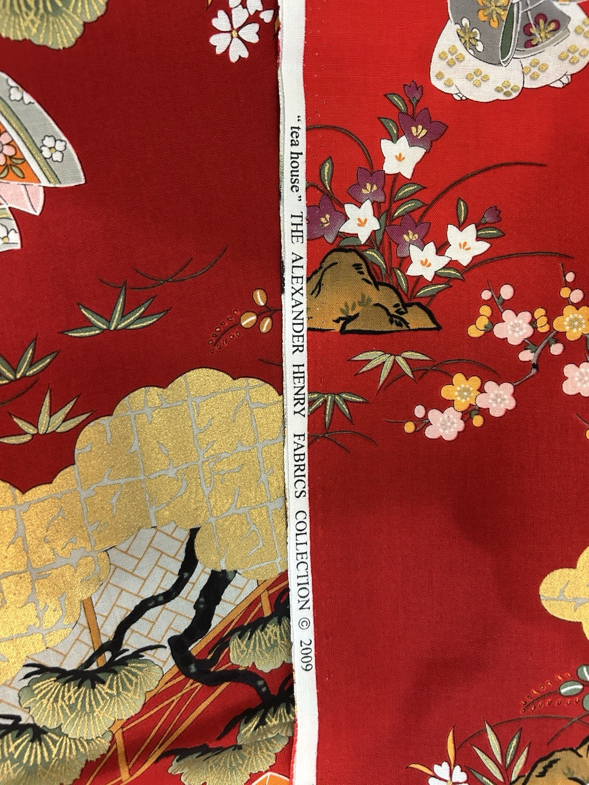 Asian Tea Party Alexander Henry Black Red White GOLD 100% COTTON QUILT FABRIC