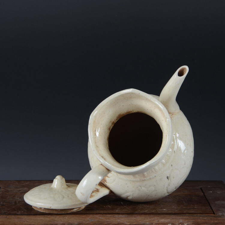 4.7″ Collect China Lake Kiln Porcelain White Glaze Hand Painting Monk Hat Teapot