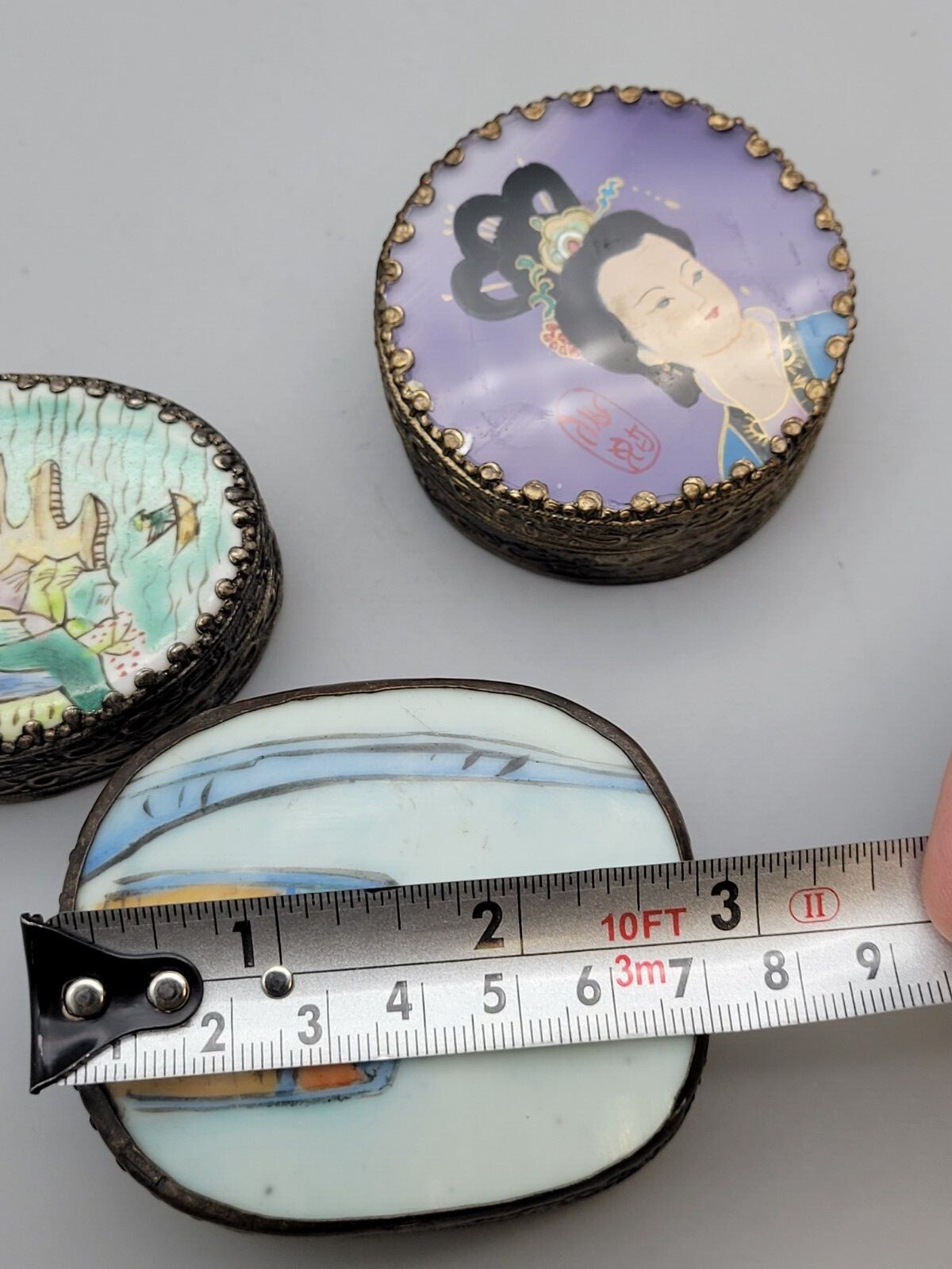Three Chinese porcelain lid sliver trinket box
