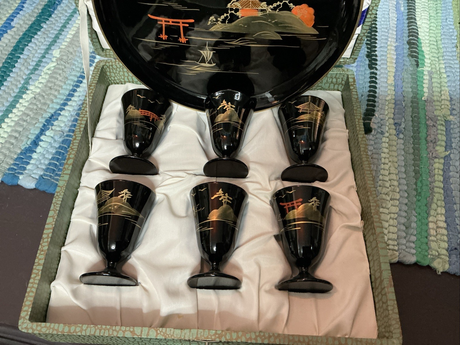 VINTAGE 1940s ASIAN BLACK LACQUER WOOD PLATE & CORDIAL SET UNIQUE