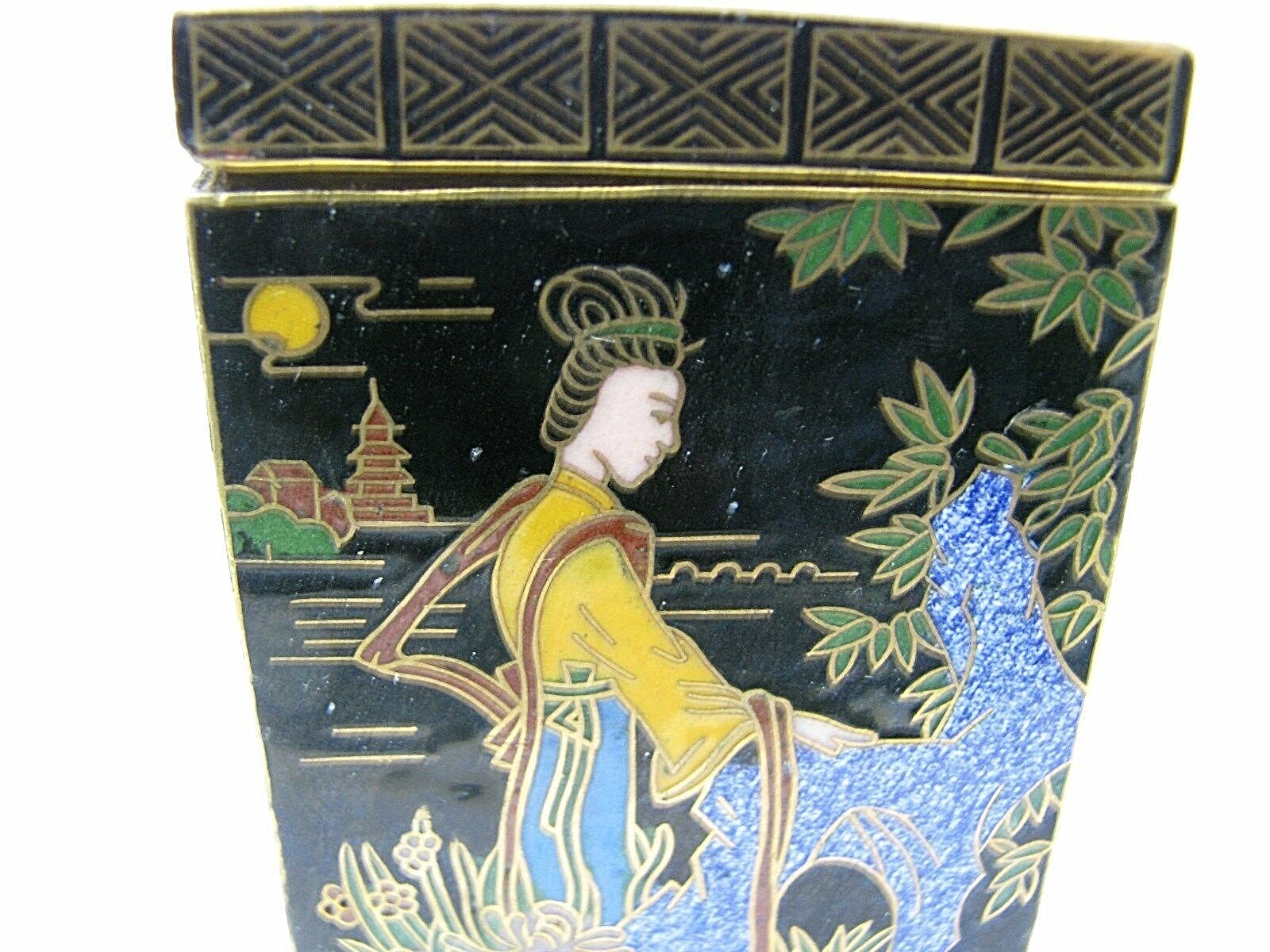 CHINESE CLOISONNE ENAMEL BOX CHAMPLEVE ENAMEL BRASS BOX Asia China ca1900s Rare!