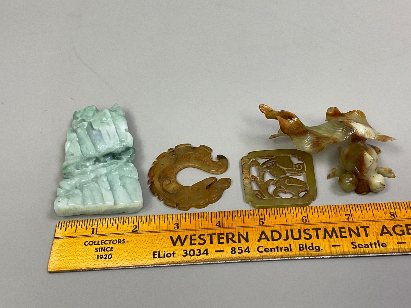 Old VTG Chinese Jade Pendants & Stone Natural Hand Carved Collection Mix Lot