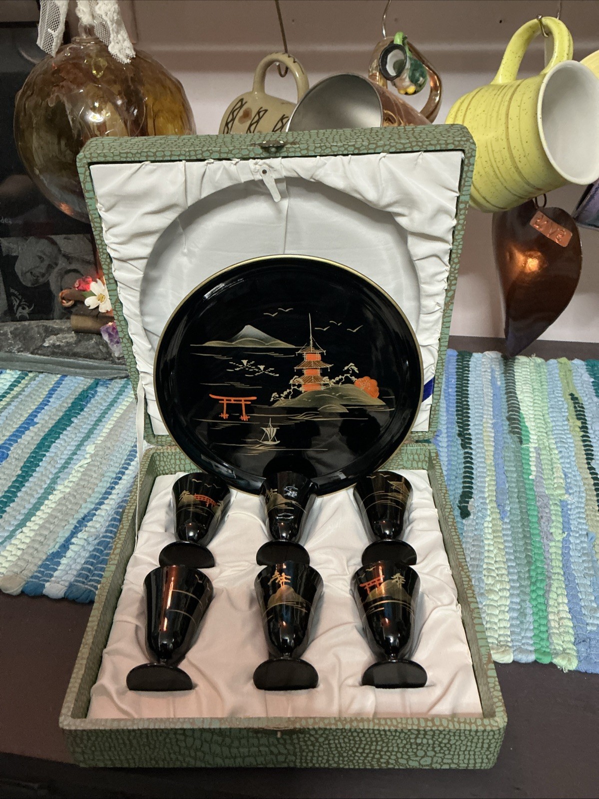 VINTAGE 1940s ASIAN BLACK LACQUER WOOD PLATE & CORDIAL SET UNIQUE