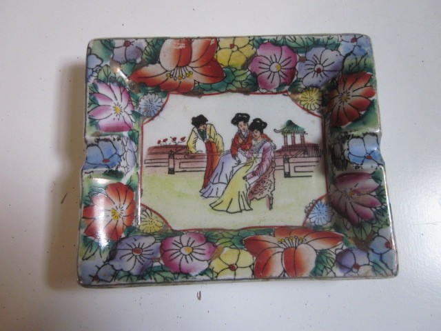 Vintage OVERSEAS UNITED LTD CHINESE EXPORT CERAMIC RECTANGULAR ASHTRAY PRINCESS